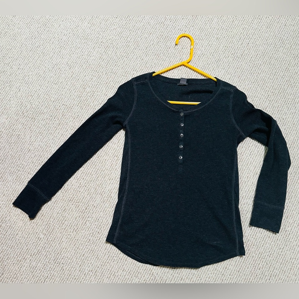 Eddie Bauer grey cotton Henley